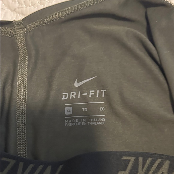 Nike Dark Green Tank Top - Picture 4 of 6